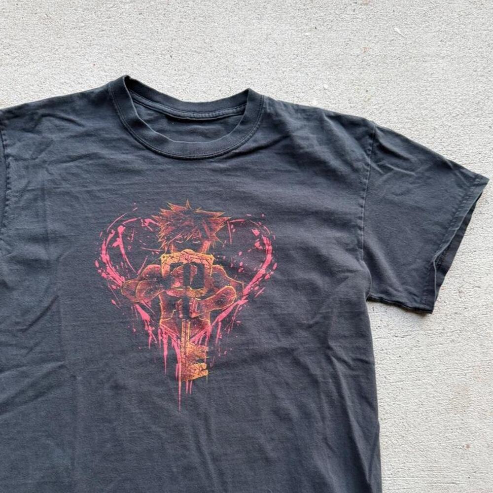 Vintage kingdom hearts t shirt medium